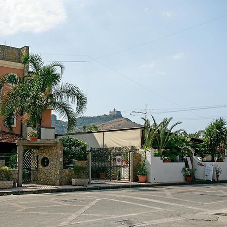 Dolce Dimora Villa Oliveri Buitenkant foto